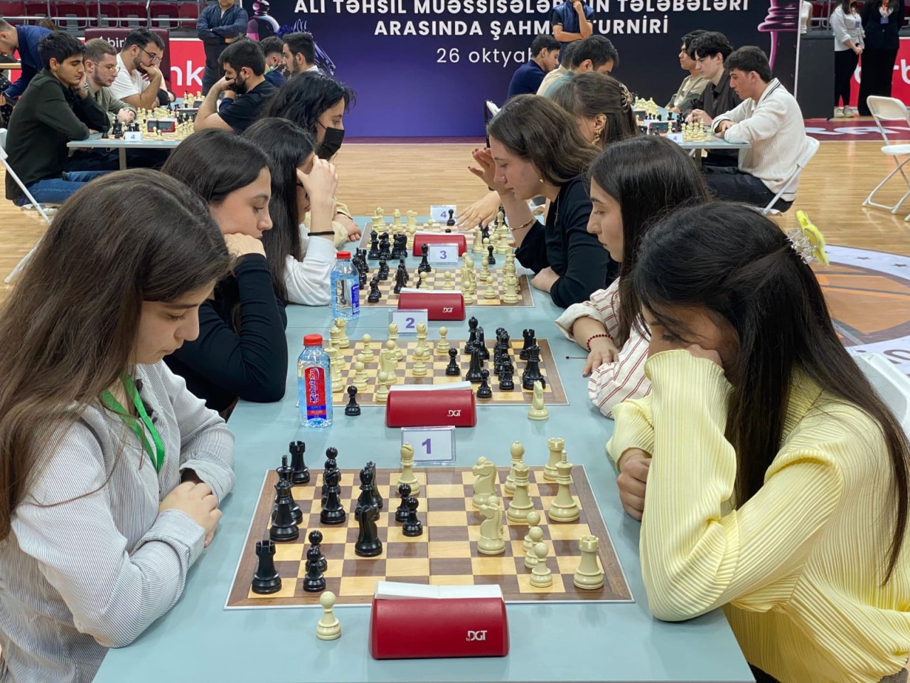 Ali təhsil müəssisələri arasında “Zəfər” şahmat turniri keçirilib  - FOTOLAR